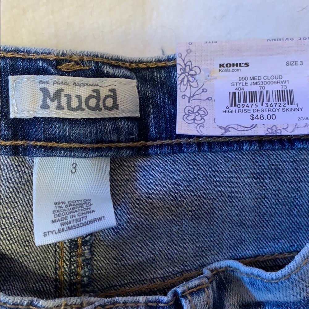Mudd Blue Wash High Rise Distressed Skinny Jeans NWT - Picture 8 of 8